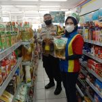 Monitoring Stock dan Harga Minyak Goreng di Minimarket Indomaret Bhabinkamtibmas Polsek Balaraja